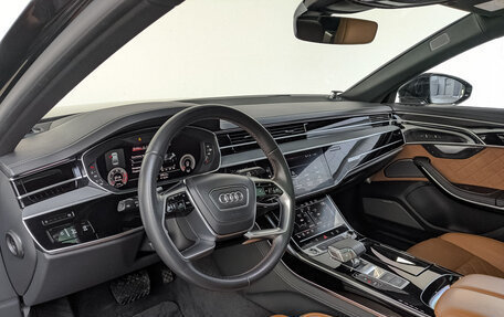 Audi A8, 2023 год, 10 500 000 рублей, 15 фотография