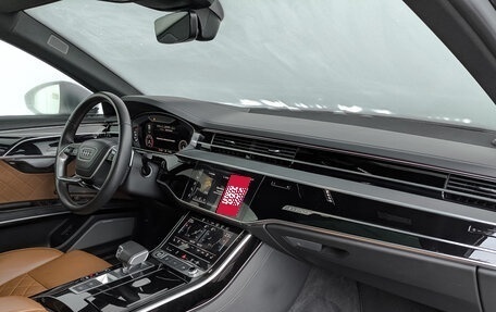 Audi A8, 2023 год, 10 500 000 рублей, 13 фотография