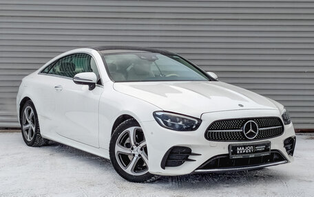 Mercedes-Benz E-Класс, 2020 год, 5 350 000 рублей, 3 фотография