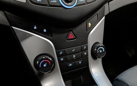 Chevrolet Cruze II, 2014 год, 1 050 000 рублей, 24 фотография