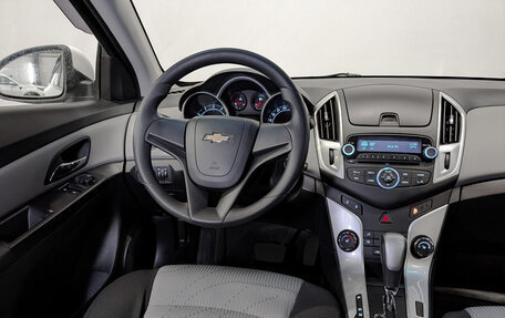 Chevrolet Cruze II, 2014 год, 1 050 000 рублей, 25 фотография