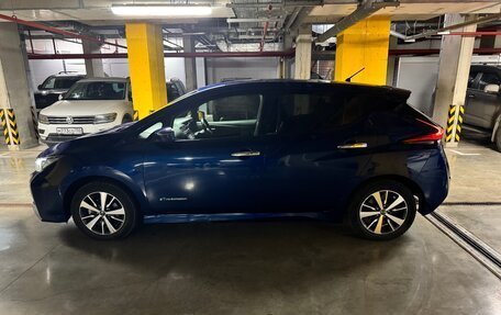 Nissan Leaf II, 2019 год, 1 970 000 рублей, 6 фотография