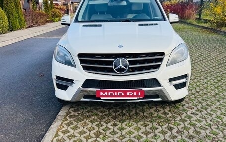 Mercedes-Benz M-Класс, 2013 год, 1 550 000 рублей, 21 фотография