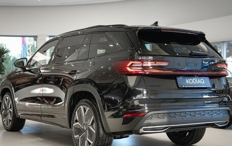 Skoda Kodiaq, 2025 год, 7 990 000 рублей, 8 фотография