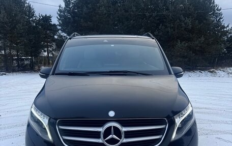 Mercedes-Benz V-Класс, 2014 год, 3 500 000 рублей, 1 фотография