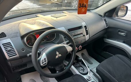 Mitsubishi Outlander III рестайлинг 3, 2007 год, 1 099 999 рублей, 11 фотография