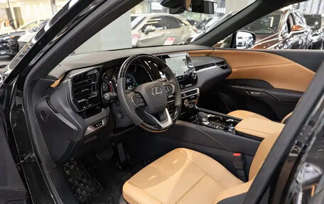 Lexus RX IV рестайлинг, 2024 год, 6 119 555 рублей, 11 фотография