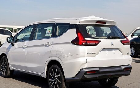 Mitsubishi Xpander, 2025 год, 2 780 000 рублей, 3 фотография