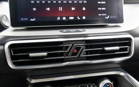 Geely Coolray I, 2023 год, 1 699 000 рублей, 30 фотография