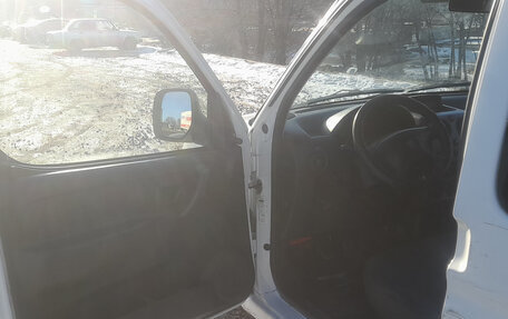 Peugeot Partner II рестайлинг 2, 2010 год, 354 000 рублей, 11 фотография