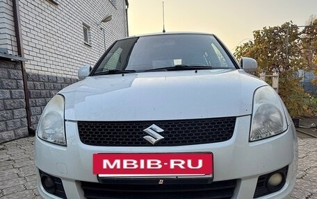 Suzuki Swift III, 2010 год, 650 000 рублей, 3 фотография