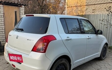 Suzuki Swift III, 2010 год, 650 000 рублей, 4 фотография