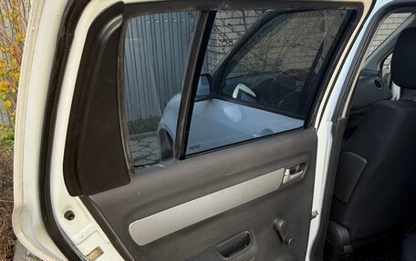 Suzuki Swift III, 2010 год, 650 000 рублей, 10 фотография