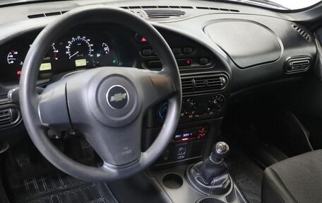 Chevrolet Niva I рестайлинг, 2019 год, 868 400 рублей, 6 фотография