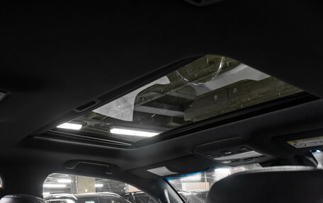 Toyota Land Cruiser 200, 2018 год, 5 798 000 рублей, 18 фотография