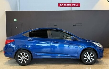 Hyundai Solaris II рестайлинг, 2011 год, 700 000 рублей, 6 фотография