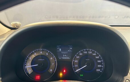 Hyundai Solaris II рестайлинг, 2011 год, 700 000 рублей, 13 фотография