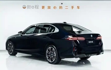 BMW 5 серия, 2025 год, 6 930 000 рублей, 4 фотография