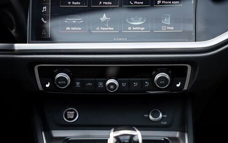 Audi Q3, 2023 год, 2 850 000 рублей, 17 фотография