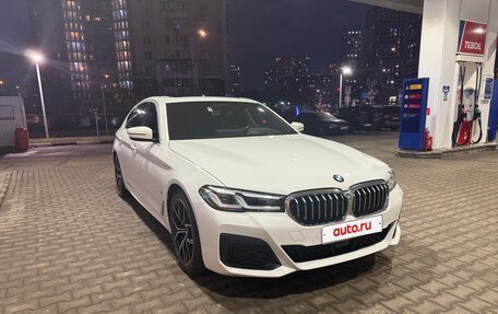 BMW 5 серия, 2020 год, 5 850 000 рублей, 2 фотография