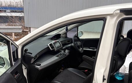 Honda Freed I, 2011 год, 850 000 рублей, 2 фотография