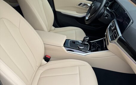 BMW 3 серия, 2021 год, 3 550 000 рублей, 12 фотография