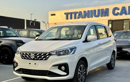 Suzuki Ertiga II, 2025 год, 2 660 000 рублей, 1 фотография