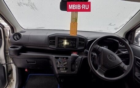 Daihatsu Mira e:S II, 2018 год, 760 000 рублей, 8 фотография