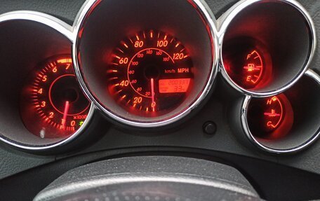 Pontiac Vibe II, 2003 год, 545 000 рублей, 8 фотография