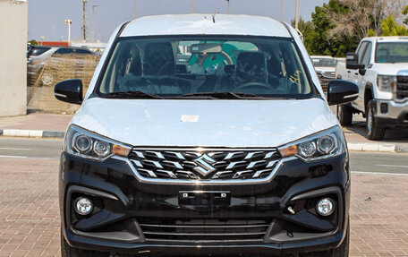 Suzuki Ertiga II, 2024 год, 2 440 000 рублей, 7 фотография