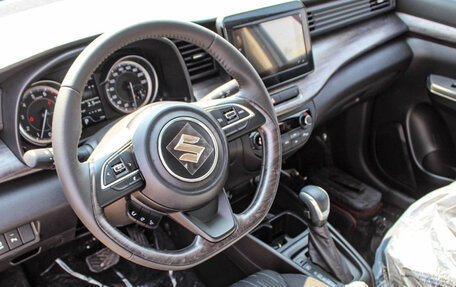 Suzuki Ertiga II, 2024 год, 2 440 000 рублей, 8 фотография