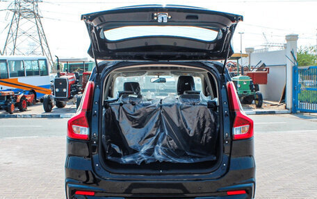 Suzuki Ertiga II, 2024 год, 2 440 000 рублей, 14 фотография