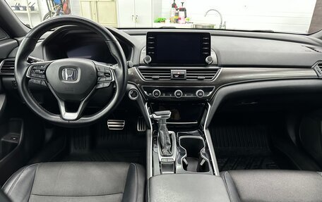 Honda Accord IX рестайлинг, 2018 год, 2 000 000 рублей, 6 фотография