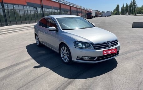 Volkswagen Passat B7, 2012 год, 1 550 000 рублей, 1 фотография