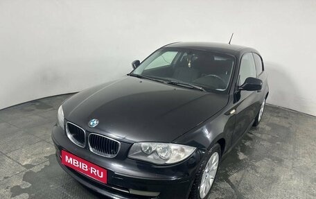 BMW 1 серия, 2011 год, 830 000 рублей, 1 фотография
