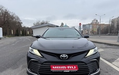 Toyota Camry, 2021 год, 3 250 000 рублей, 1 фотография