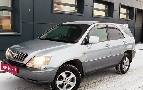 Toyota Harrier, 2002 год, 890 000 рублей, 7 фотография