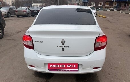 Renault Logan II, 2018 год, 950 000 рублей, 6 фотография