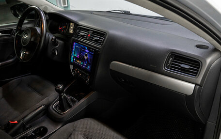 Volkswagen Jetta VI, 2011 год, 820 000 рублей, 16 фотография