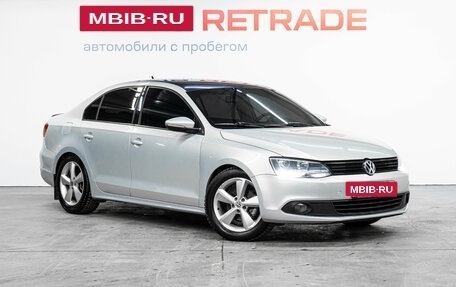 Volkswagen Jetta VI, 2011 год, 820 000 рублей, 4 фотография
