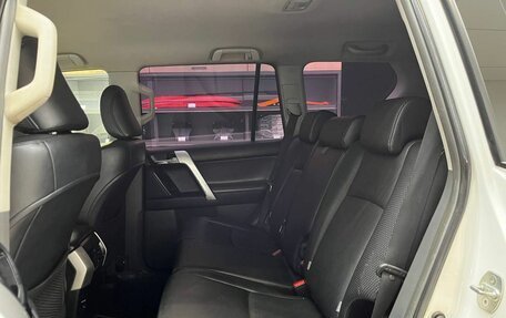 Toyota Land Cruiser Prado 150 рестайлинг 2, 2013 год, 2 970 000 рублей, 14 фотография