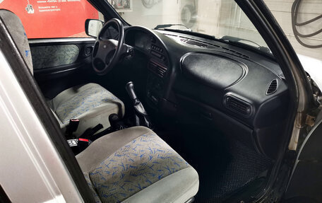 Chevrolet Niva I рестайлинг, 2004 год, 260 000 рублей, 6 фотография