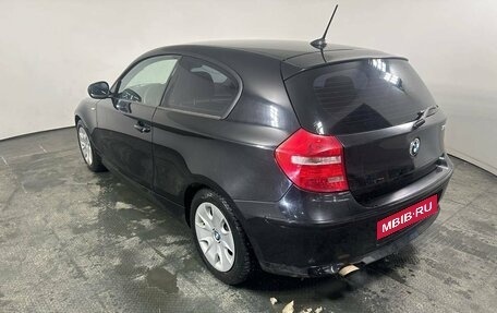 BMW 1 серия, 2011 год, 830 000 рублей, 6 фотография