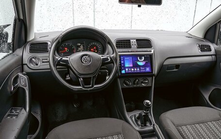 Volkswagen Polo VI (EU Market), 2017 год, 860 000 рублей, 6 фотография