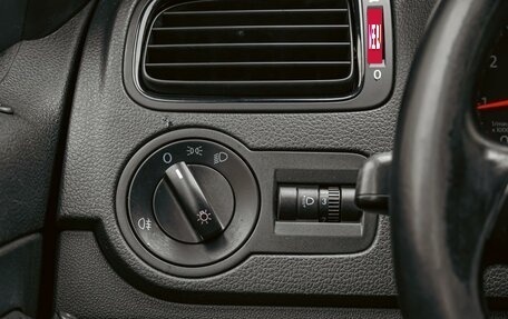 Volkswagen Polo VI (EU Market), 2017 год, 860 000 рублей, 16 фотография