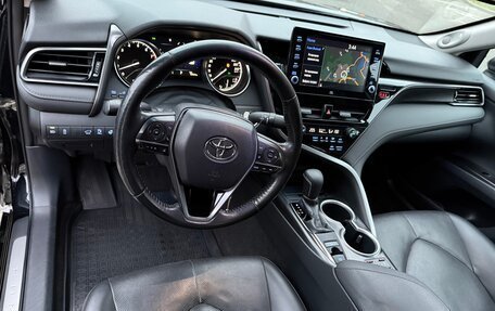 Toyota Camry, 2021 год, 3 250 000 рублей, 7 фотография