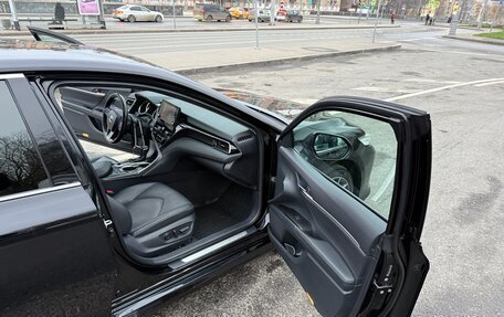 Toyota Camry, 2021 год, 3 250 000 рублей, 15 фотография