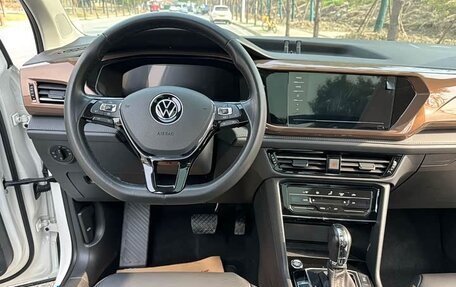 Volkswagen Tharu, 2022 год, 1 900 013 рублей, 9 фотография