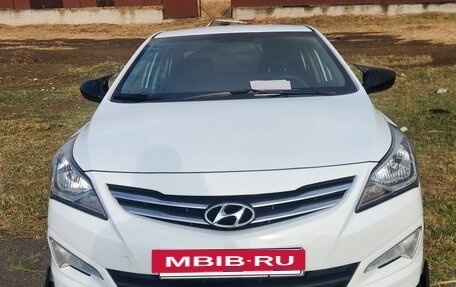 Hyundai Solaris II рестайлинг, 2014 год, 850 000 рублей, 2 фотография