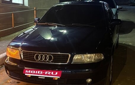 Audi A4, 2000 год, 650 000 рублей, 3 фотография